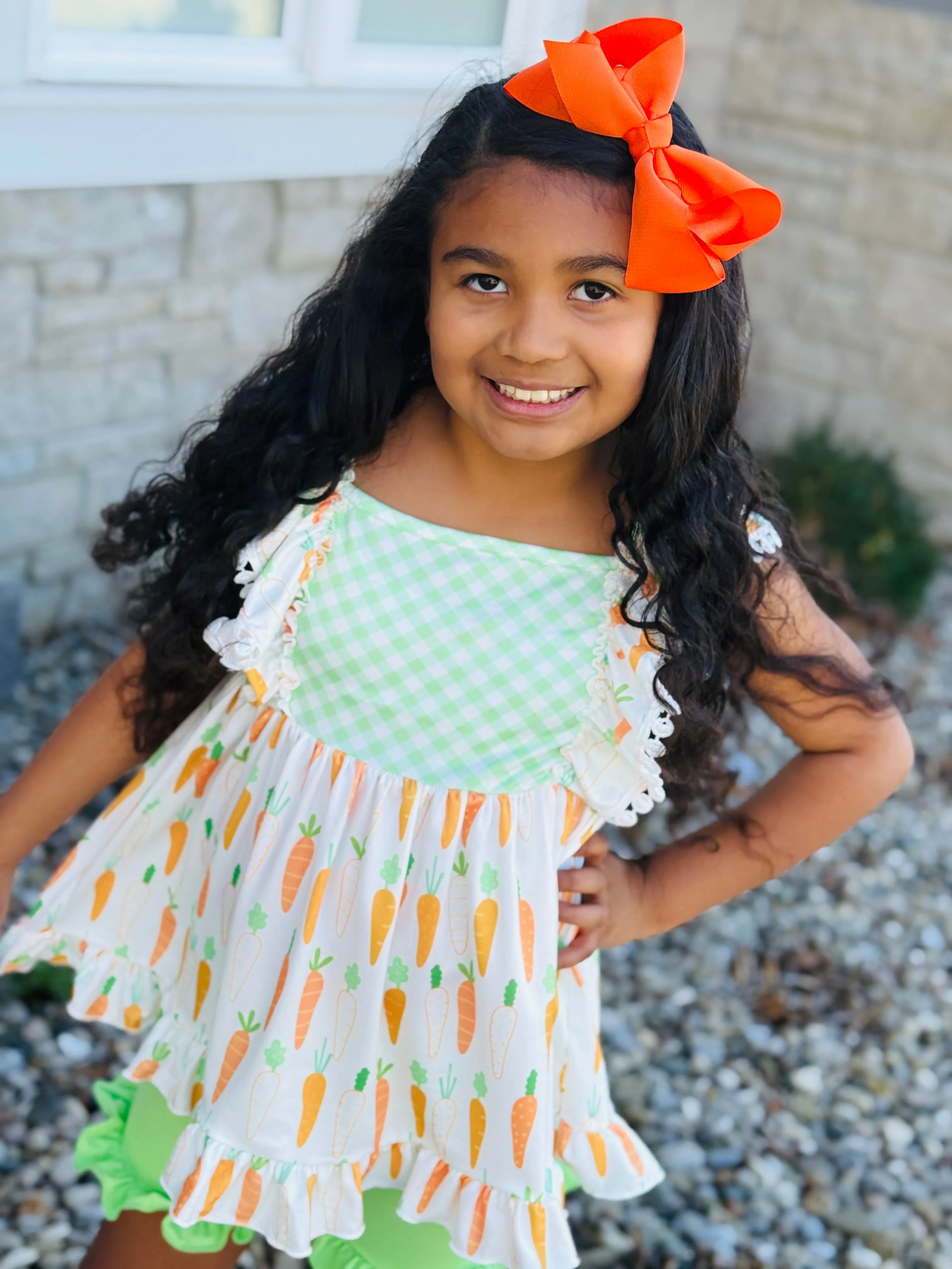 Bunny Carrot Gingham & Pompom Ruffle Shortie Set