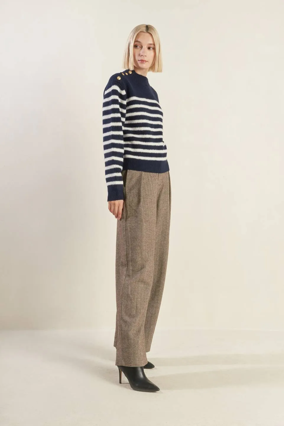 Explore More Collection - BEHIND THE SCENES PULLOVER SWEATER TOP