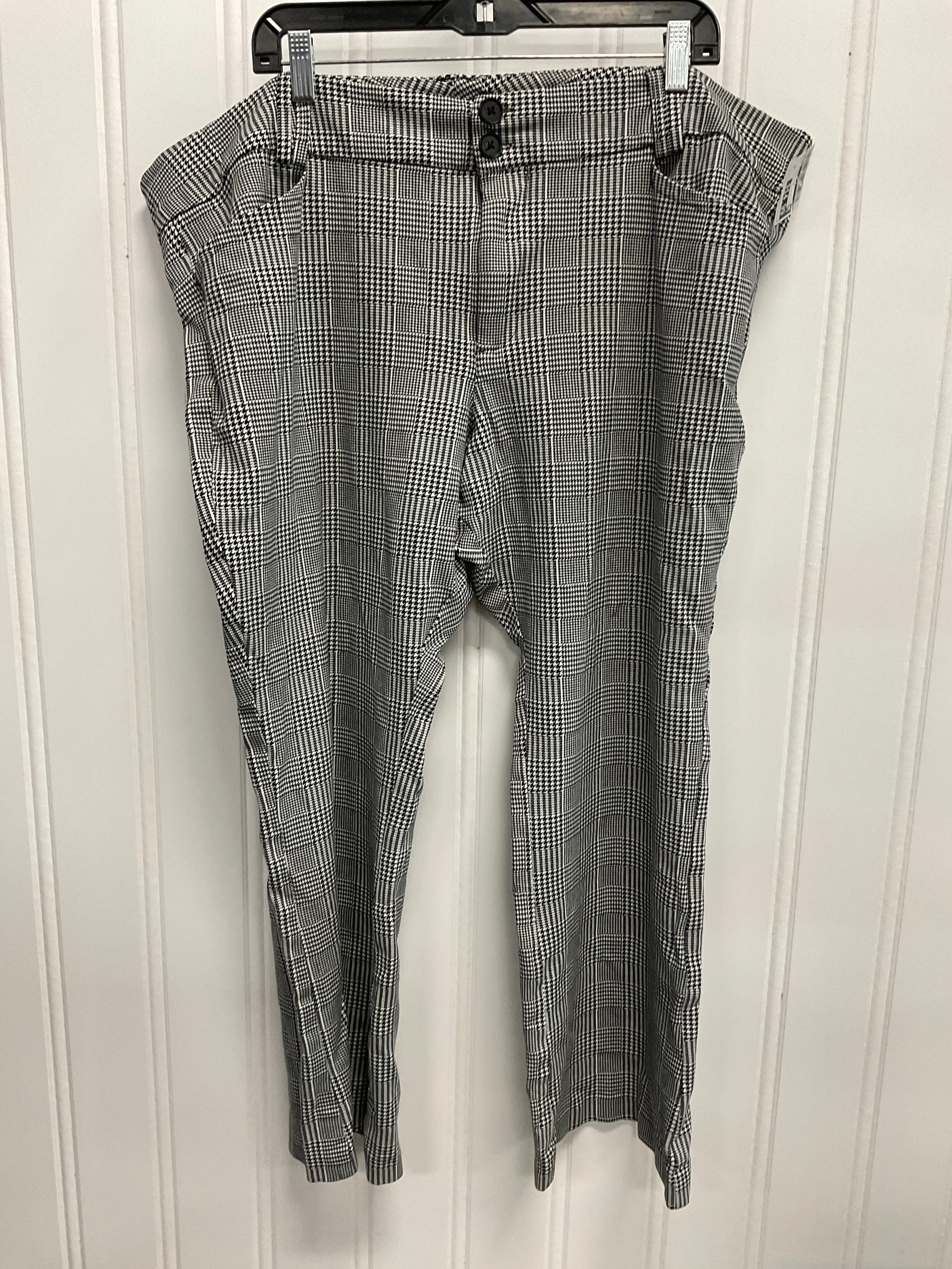 Pants Dress By Torrid In Black & White, Size:26