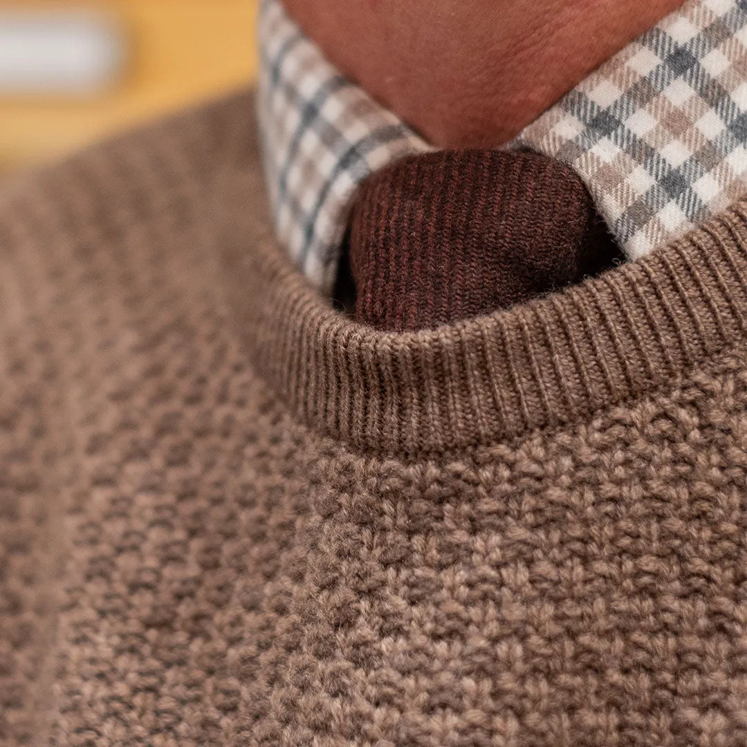 Plain Cashmere Seed Stitch Crew Neck Jumper in Mocha